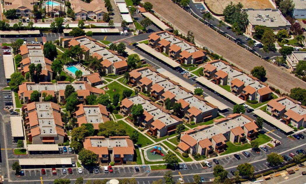 The Oaks Apartment Homes Stratham Group